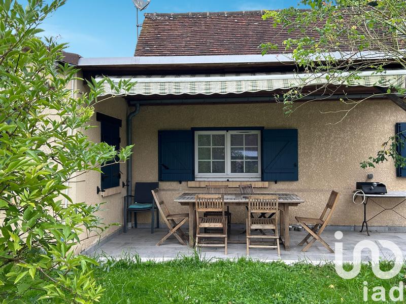 Maison - 200 m² - 8 pièces