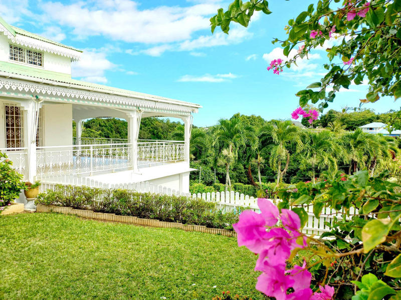 Maison - 291 m² - 7 pièces