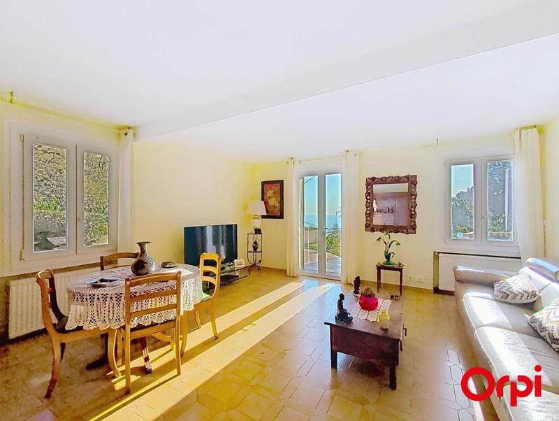 Maison - 155 m² - 6 pièces