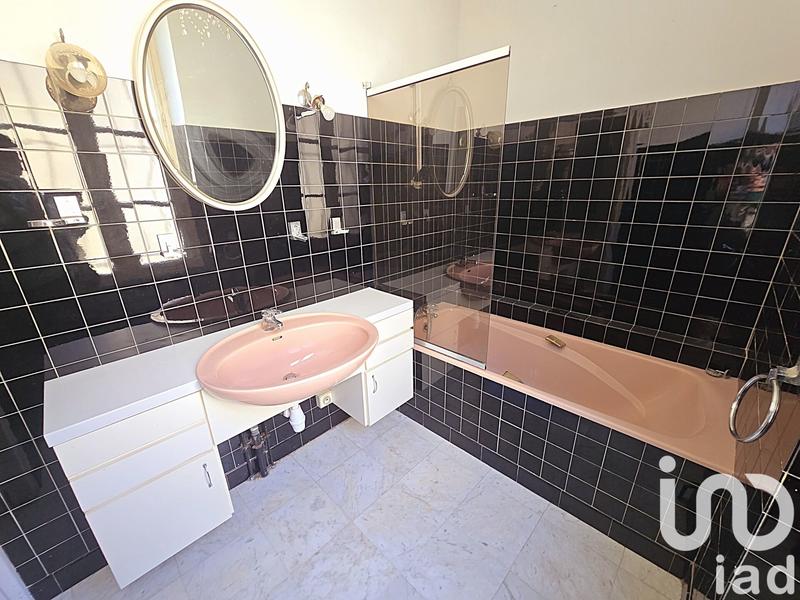 Maison de village - 188 m² - 7 pièces