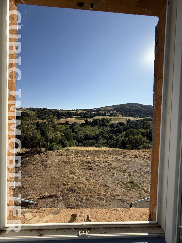 Maison - 81 m² - 4 pièces