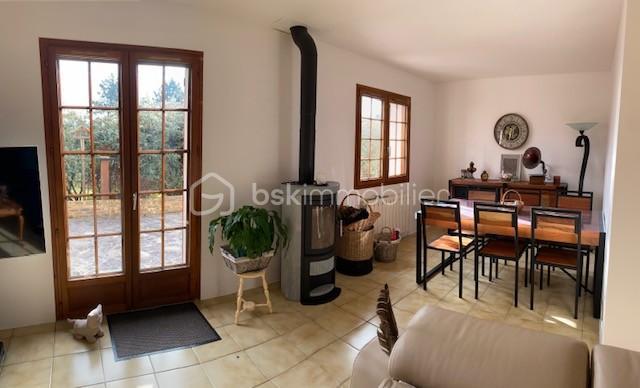 Maison - 140 m² - 6 pièces