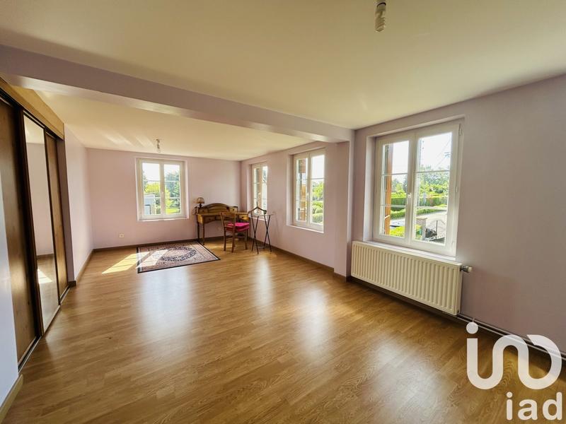 Maison - 256 m² - 8 pièces