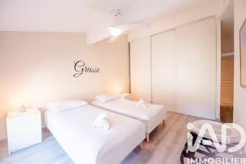 Duplex - 98 m² - 4 pièces