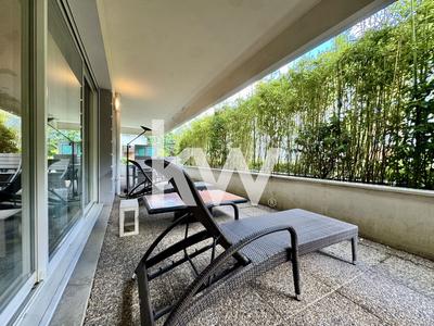 Appartement - 86 m² - 2 pièces