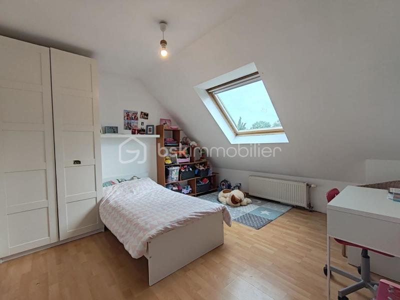 Maison - 202 m² - 8 pièces