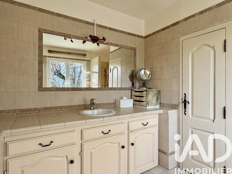 Maison - 171 m² - 6 pièces