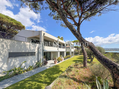 Villa - 280 m² - 7 pièces