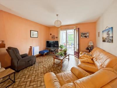 Maison - 86 m² - 4 pièces