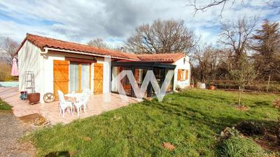 Maison - 97 m² - 4 pièces