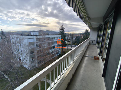 Appartement - 85 m² - 4 pièces