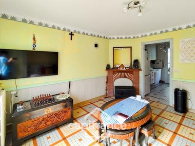 Maison - 94 m² - 6 pièces