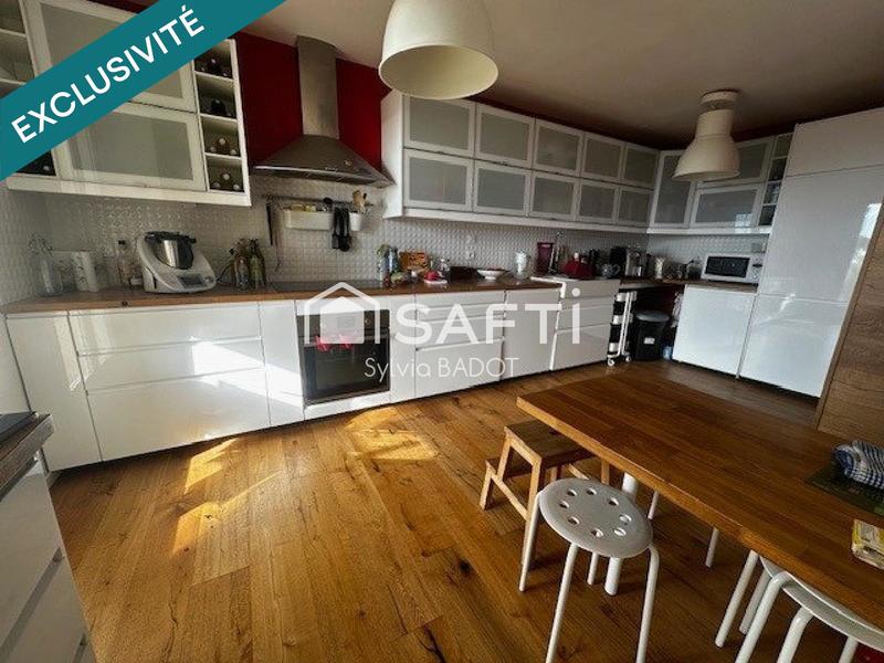 Villa - 100 m² - 4 pièces