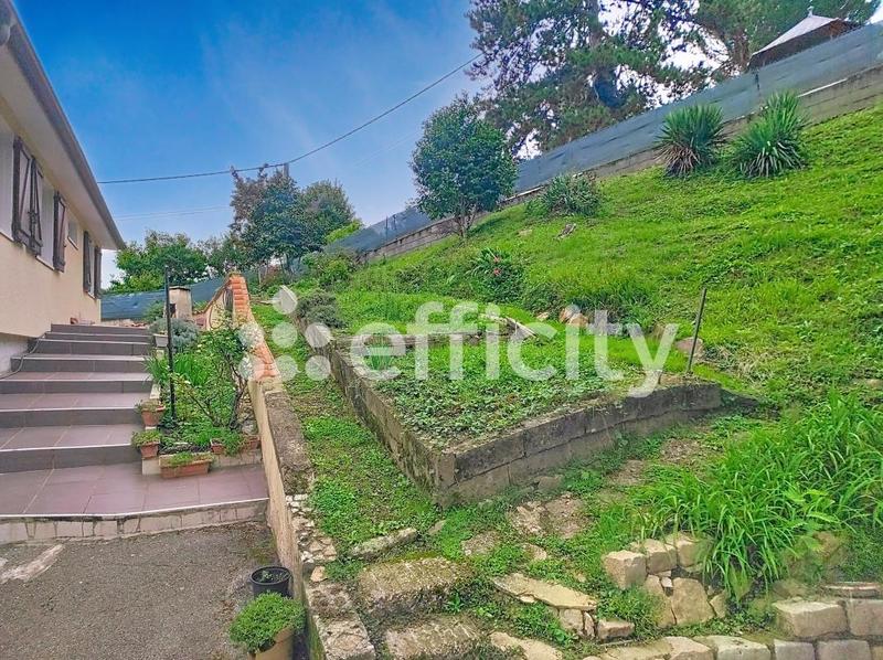 Pavillon - 82 m² - 4 pièces