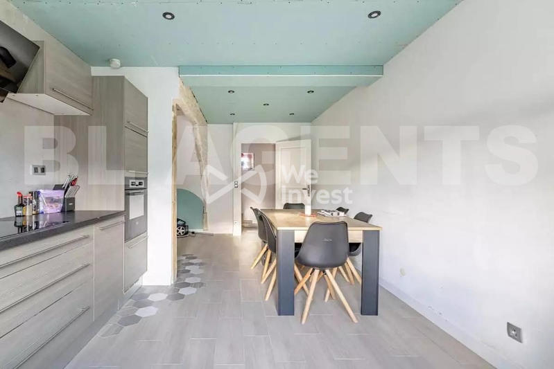 Maison - 96 m² - 5 pièces