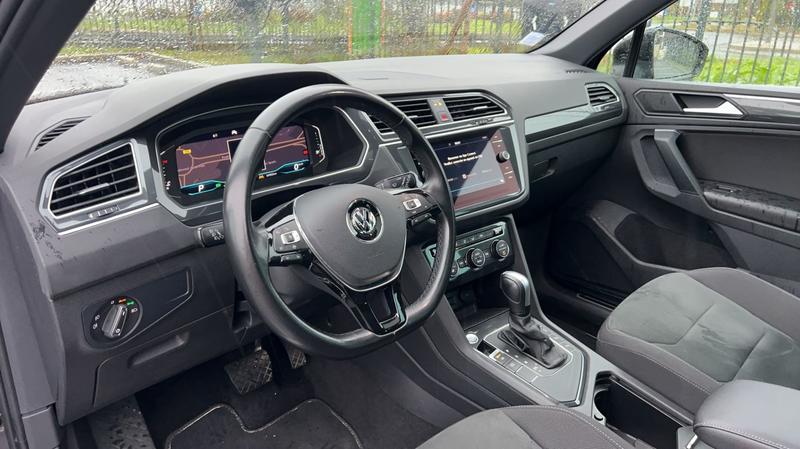 Volkswagen Tiguan II 2.0 Tdi 150 Dsg7 R-Line