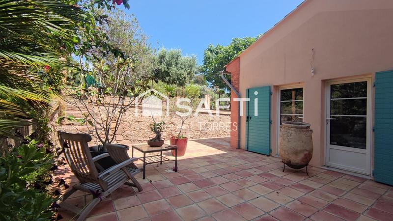 Maison - 250 m² - 9 pièces