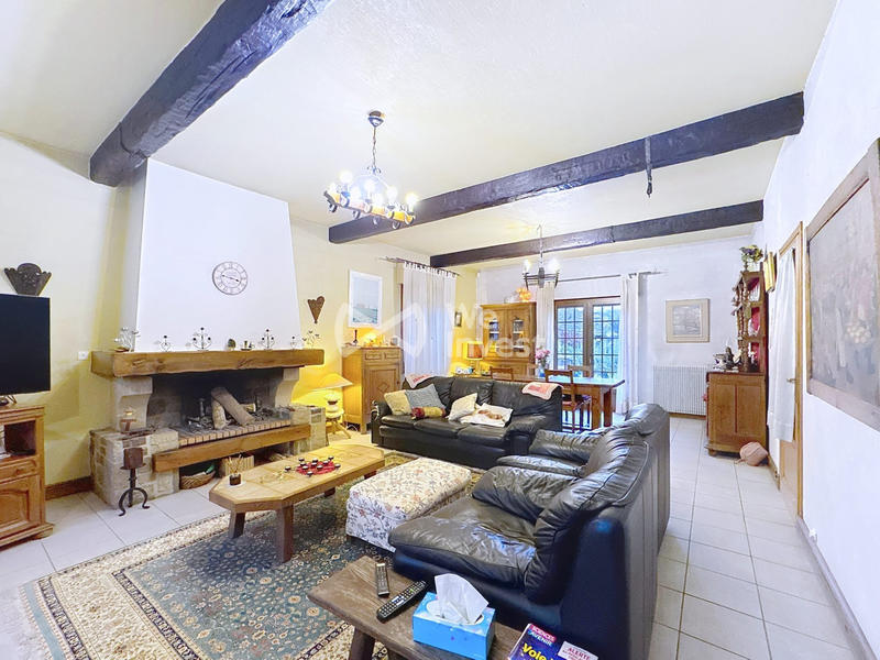 Maison - 204 m² - 10 pièces