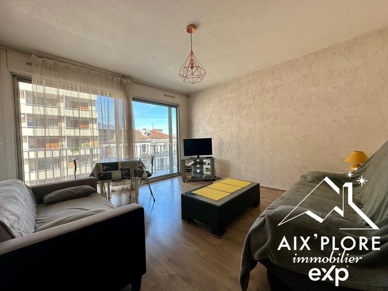 Appartement - 49 m² - 2 pièces