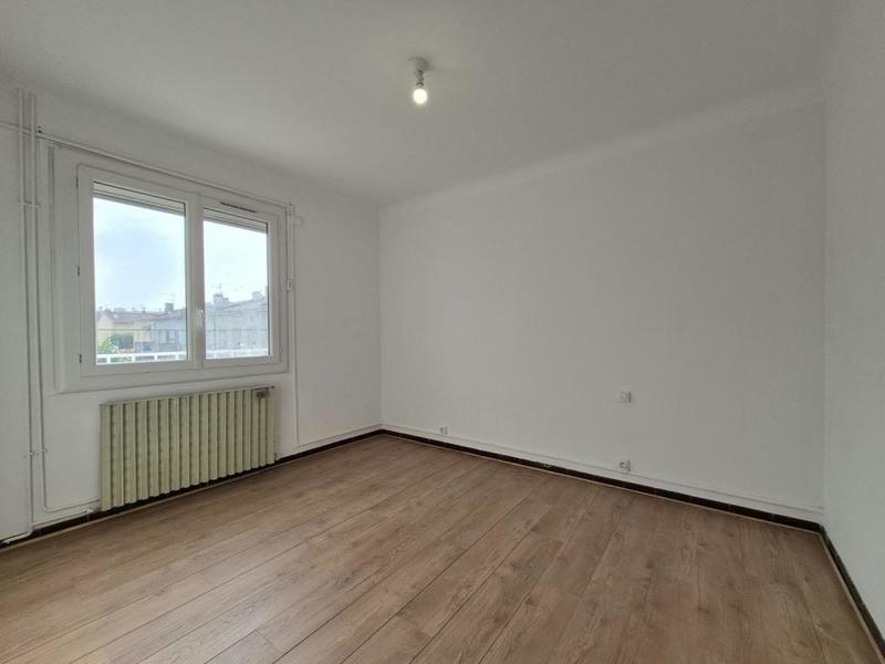 Maison - 81 m² - 5 pièces