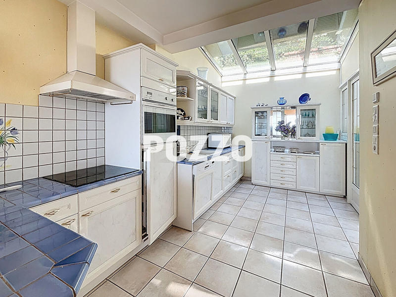 Maison - 165 m² - 7 pièces