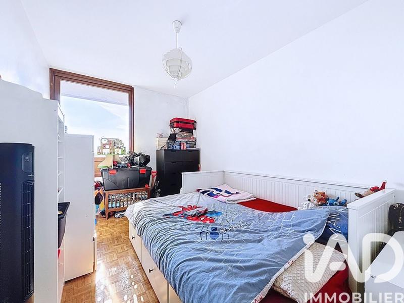 Appartement - 92 m² - 5 pièces