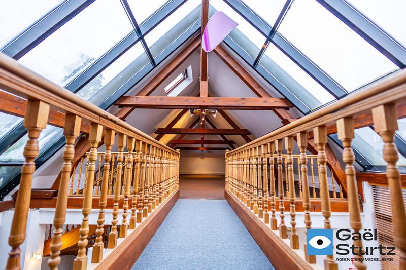 Maison - 574 m² - 17 pièces