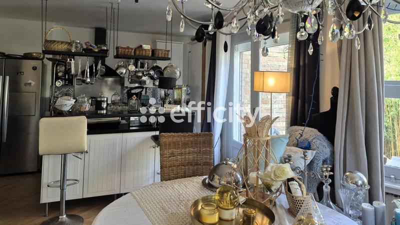 Maison - 180 m² - 6 pièces