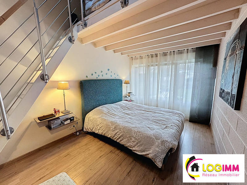 Pavillon - 187 m² - 9 pièces