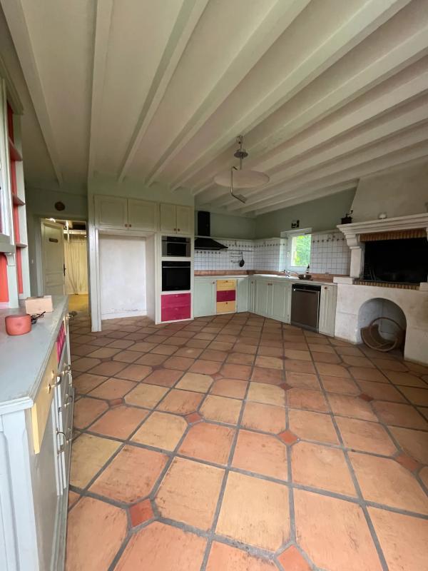 Maison en pierre - 250 m² - 9 pièces