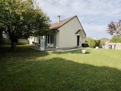 Maison - 95 m² - 5 pièces