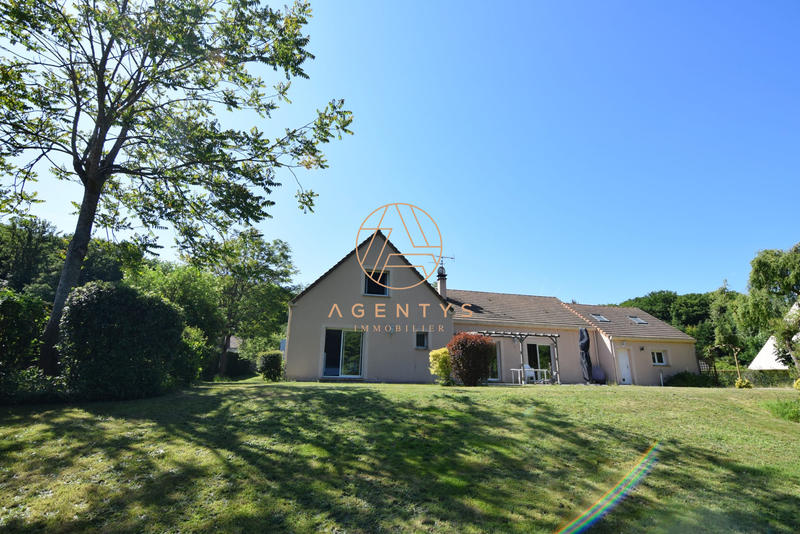 Maison contemporaine - 220 m² - 7 pièces