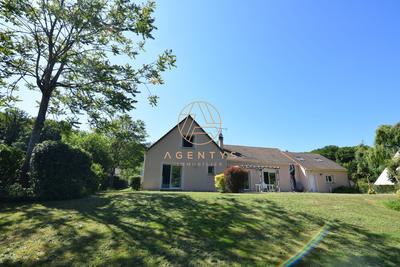 Maison contemporaine - 220 m² - 7 pièces