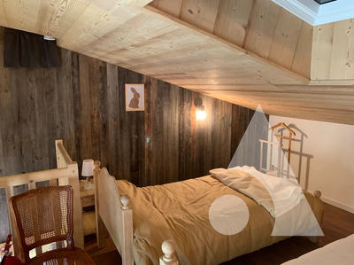 Demeure - 448 m² - 12 pièces