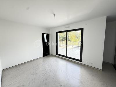 Maison - 70 m² - 4 pièces