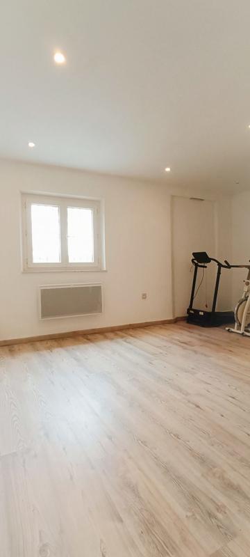 Maison - 149 m² - 6 pièces