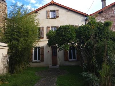 Maison traditionnelle - 106 m² - 4 pièces