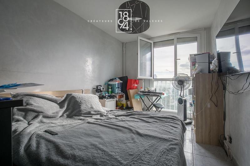 Appartement - 84 m² - 4 pièces