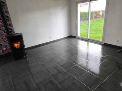 Maison - 98 m² - 6 pièces