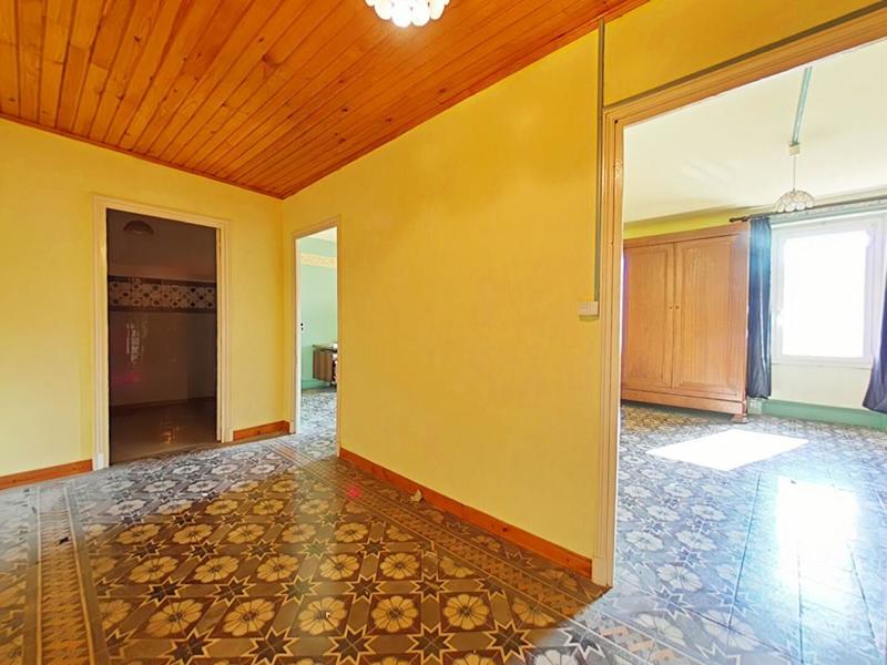 Maison - 180 m² - 7 pièces