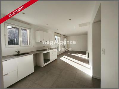 Maison de ville - 85 m² - 4 pièces