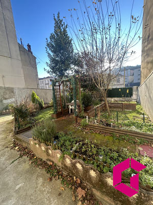 Maison - 140 m² - 4 pièces