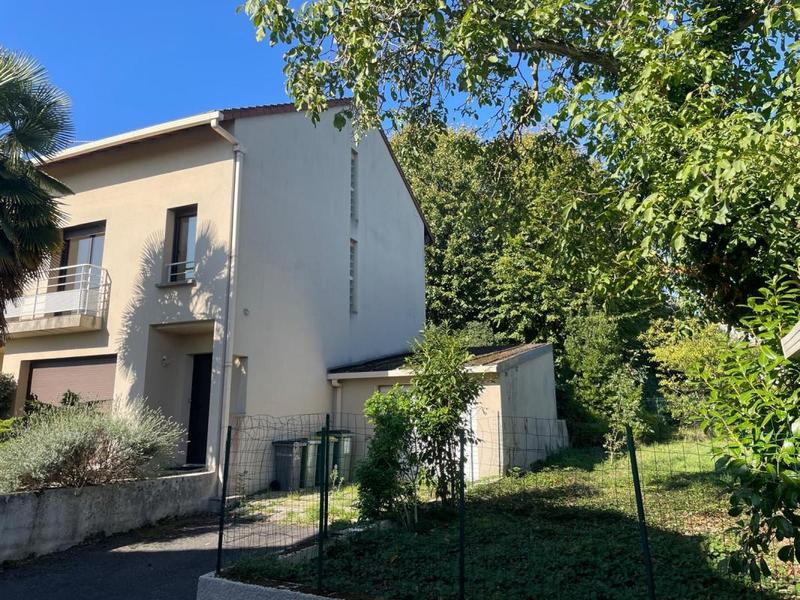 Maison - 126 m² - 6 pièces