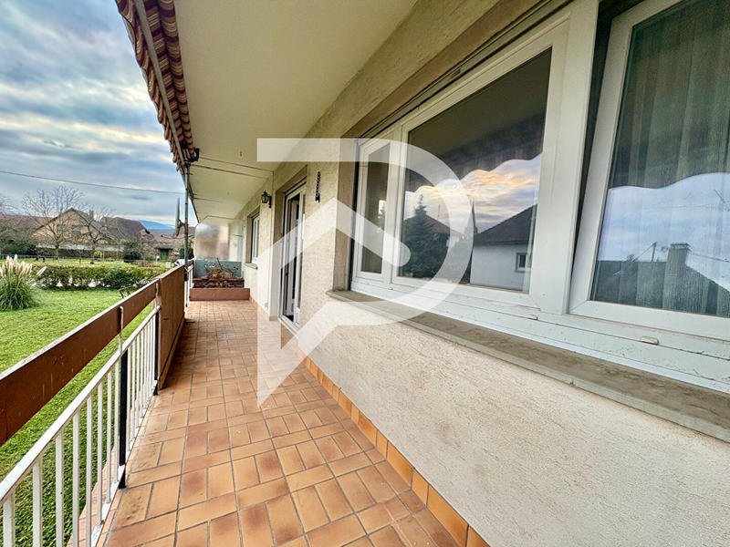 Appartement - 99 m² - 5 pièces