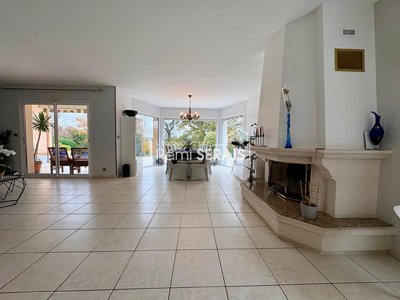 Maison - 154 m² - 5 pièces