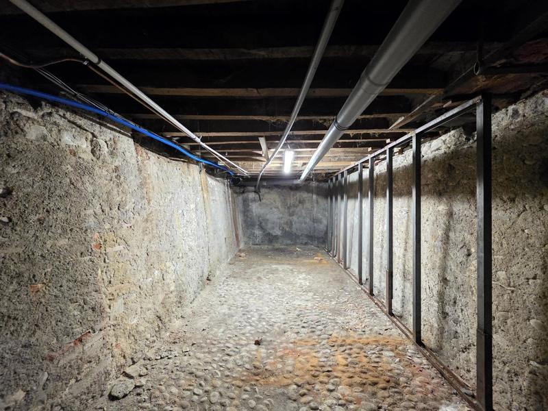 Bureau - 95 m² - 1 pièce