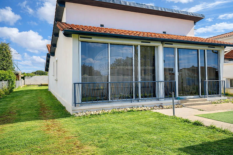 Maison - 105 m² - 6 pièces