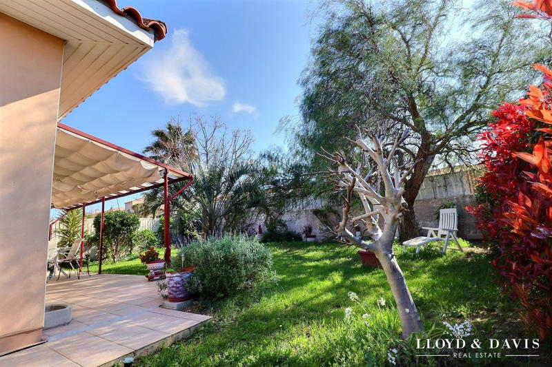 Maison - 96 m² - 4 pièces