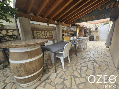 Maison traditionnelle - 173 m² - 8 pièces