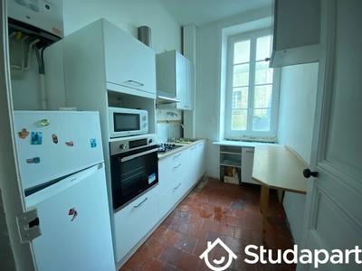 Appartement - 84 m² - 4 pièces